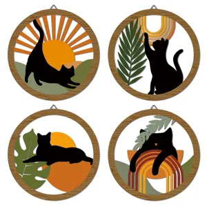 Böhmische Holzwandkunst Set mit schwarzen Katzen Silhouetten und Retro Boho Heimdeko.