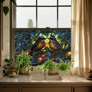 Detail der Glasfolie, 3D dekorativer Fensterschmuck mit Vogelmotiv für die heimische Verglasung.