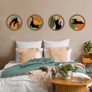 Boho Holz Katzen Wandkunst Dekor Set, bohemische runde Hängeplakette für das Schlafzimmer.