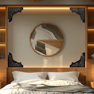 Vista dettagliata dell'adesivo da parete angolare in acrilico stile orientale, elegante design nero.