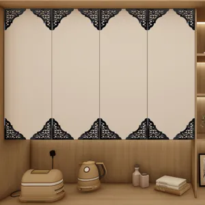 Adesivo angolare in acrilico stile medio orientale per ante di armadi e pareti, dettaglio design vuoto.