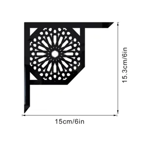 Vista dettagliata dell'adesivo murale d'angolo in acrilico nero con motivo geometrico, 15cm.