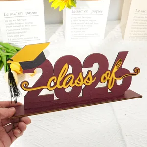Decorazione centrale da tavolo di laurea in legno 2026 per festa celebrazione e casa