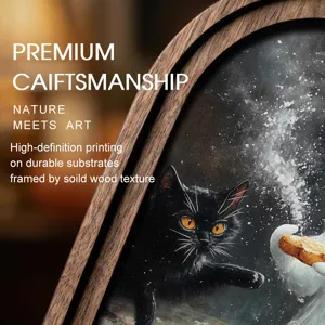 Vue détaillée de la peinture sur cadre en bois d'Halloween avec chat noir et belle impression.
