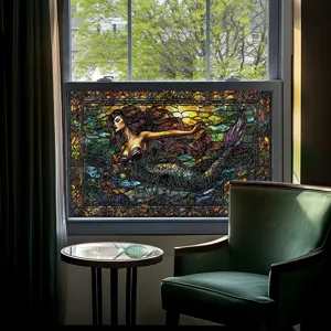 Detailansicht des 3D-Buntglas-Fensteraufklebers mit Meerjungfrauen-Design für Wohnkultur.