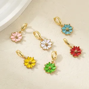 Bunte Emaillierte Gänseblümchen Blumen Anhänger DIY Schmuck Zubehör Schlüsselanhänger