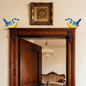 Bellissimo adesivo per angolo porta in legno con cinciallegra per decorazione murale