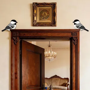 Adesivo murale ad angolo in legno con uccello per cornice porta, stile elegante e raffinato.