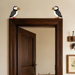 Adesivo d'angolo per porta in legno pulcinella di mare, decorazione murale animale per casa.