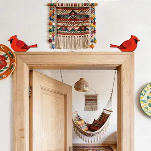 Adesivo per angolo porta cardinale rosso in legno dettaglio, arte murale uccello per cornici.