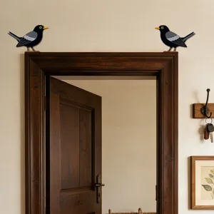 Adesivo in legno per angolo porta con uccello nero decorazione murale per interni.