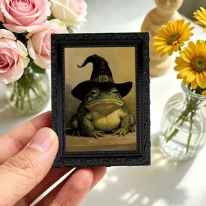 Retro frog fridge magnet with vintage photo frame design for message note sticker details