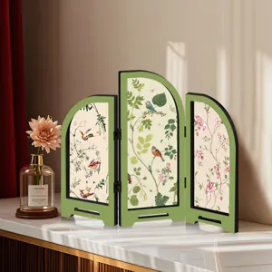 Creative mini acrylic folding screen desktop ornament with Chinese style floral and bird pattern.
