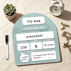 Aanpasbaar acryl bord voor de eerste schooldag en terug naar school kinderdecoratie.