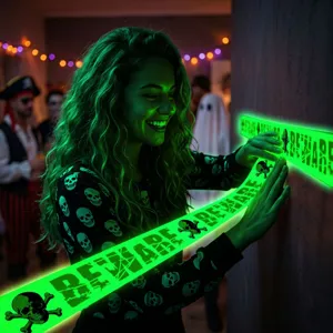 Halloween leuchtendes Warnband im Dunkeln fluoreszierende Totenkopf Party Deko Aufkleber
