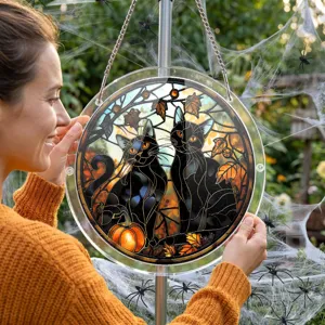 Halloween Buntglas Acryl Sonnenfaenger mit zwei schwarzen Katzen und Kuerbis Fensterdeko.