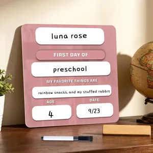Eerste schooldag herbruikbaar acryl bord met houten standaard en uitwisbare stift