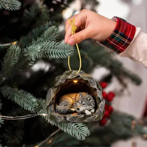 Resin wolf tree hole hanging ornament with LED light for Christmas tree holiday decor