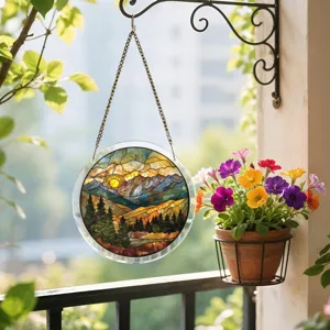 Attrape-soleil en acrylique colore pour fenetre avec motif de paysage de montagne et foret