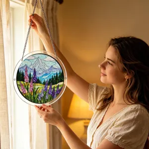 Accroche-soleil paysage de montagne en acrylique style vitrail avec chaîne pour fenêtre