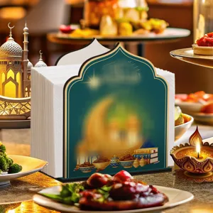 Houten servettenhouder met islamitisch Ramadan-ontwerp, perfecte tafeldecoratie thuis.