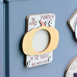 Halloween wooden magnetic photo frame, cute pumpkin festival fridge magnet picture decor.
