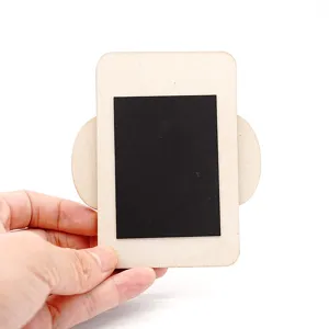 Wooden magnetic photo frame detail view, DIY blank photo holder back with soft magnet.