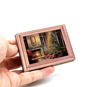 Close-up detail van een houten kerst oplichtende fotolijst koelkastmagneet voor decor.