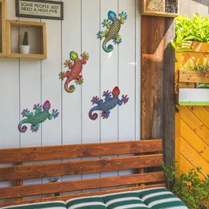 Colorful metal gecko wall art set, iron animal sculptures for outdoor garden and yard decor.