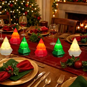 Geometrische LED kerstboom nachtlampje voor feestelijke tafeldecoratie, gezellige vakantie ornament.