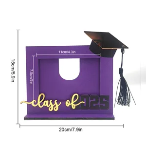 Cornice portafoto in legno di laurea con toga nappa class of 25 dettagli misure
