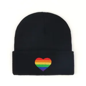 Gorro de punto negro con bordado de corazon arcoiris gorro de invierno abrigado unisex