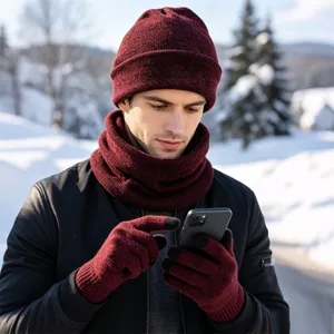 Ensemble d'hiver en tricot comprenant bonnet, écharpe et gants tactiles pour hommes.