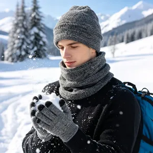 Ensemble bonnet écharpe et gants d'hiver, tricot chaud épais gris pour homme et femme.
