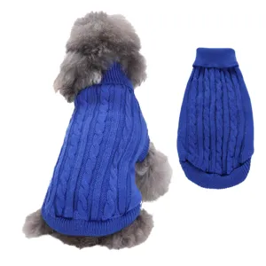 Chaud pull pour animal de compagnie en tricot torsadé bleu, vêtement d'hiver confortable pour chien.