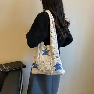 Sac bandoulière de plage en crochet avec motif d'étoile bleue, grand sac cabas décontracté.