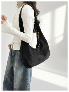 Vintage Wildleder Tote Schultertasche für Damen, einfarbige Freizeittasche mit Reißverschluss.