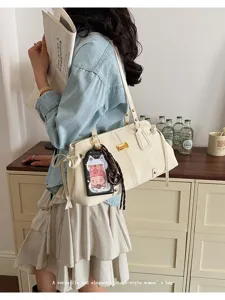 Borsa a tracolla vintage versatile da donna elegante borsa sottoascella in pelle PU con ciondolo