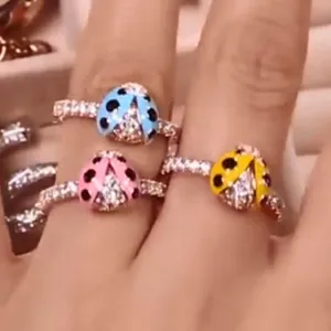 Bonito juego de anillos de mariquita con diamantes de imitación, joyería de dedo de animal.