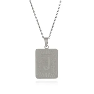 Collana con ciondolo lettera J in acciaio inossidabile, elegante catena gioiello rettangolare.