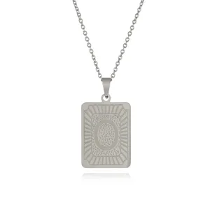 Collana con ciondolo lettera O in acciaio inossidabile, gioiello etichetta rettangolare.