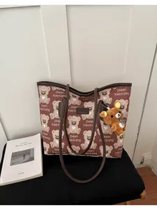 Sac cabas en toile marron avec joli imprimé d'ours, grand sac à main pour un usage quotidien.