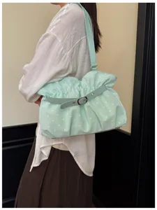 Borsa a tracolla plissettata a pois verde, borsa casual in pelle morbida da commuter per donna