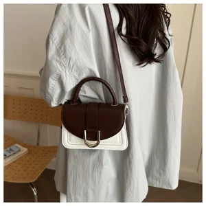Elegante borsa a tracolla da donna bicolore, piccola borsetta casual con fibbia in metallo.