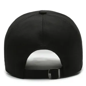 Andriko mayro baseball cap me rythmizomeno louraki gia prostasia apo ton ilio kai