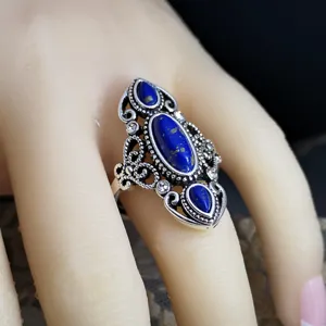 Anello vintage vittorioso in argento 925 e lapislazzuli, gioiello boho intagliato cavo per donna.
