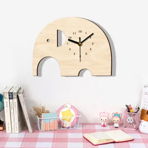 Hölzerne Cartoon Elefant Wanduhr Leise Tierförmige Hängende Wanduhr Für Kinderzimmer Schlafzimmer Heimdekoration