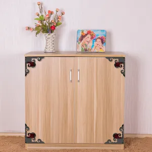 Acrylic corner sticker detail, decorative mirror trim for furniture and wall surfaces.