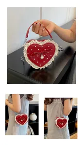Joli petit sac à main rouge en forme de cœur avec pois, dentelle, nœud et chaîne.