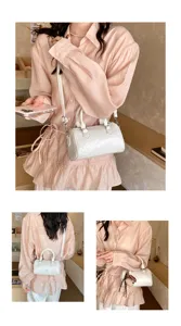Borsa a mano Boston in pelle verniciata bianca, elegante borsa a tracolla per donna.